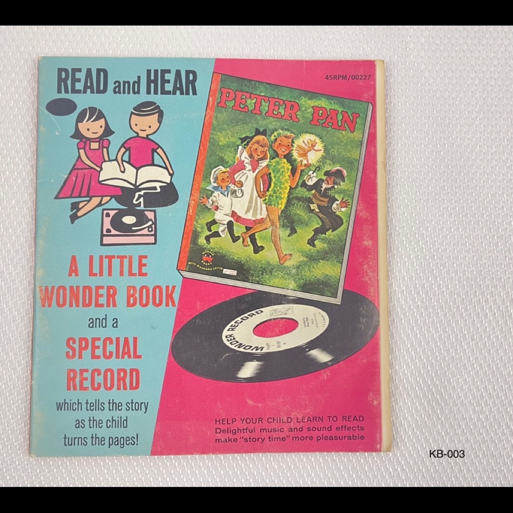 Peter Pan, Little Golden Book 45 7 “ Vinyl Record Read And Hear, Vintage 1952.